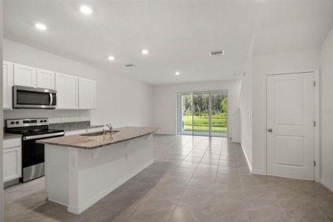 Adosado en venta en Wesley Chapel, Florida, 3 dormitorios, 155.43 m2 № 1910287 - foto 6