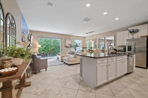 Touwnhouse à vendre à Tampa, Floride: 3 chambres, 179.58 m2 № 2375850 - photo 5