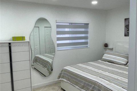 Villa ou maison à vendre à Miami Gardens, Floride: 2 chambres, 98.29 m2 № 1989207 - photo 26