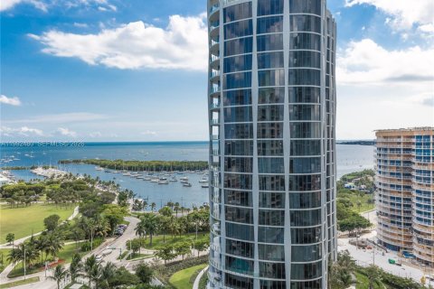 Condo in Miami, Florida, 2 bedrooms  № 2053114 - photo 27