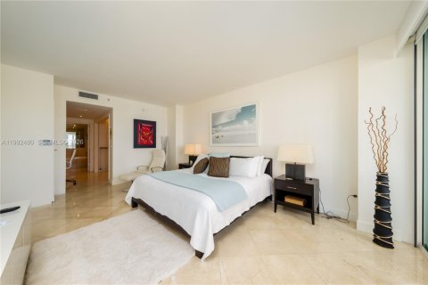 Condo in Miami, Florida, 2 bedrooms  № 2053114 - photo 8