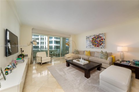 Condominio en Miami, Florida, 2 dormitorios  № 2053114