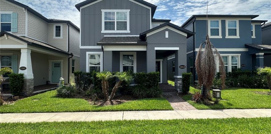 House in Winter Garden, Florida 4 bedrooms, 260.78 sq.m. № 2114854