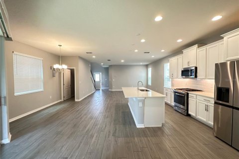 House in Winter Garden, Florida 4 bedrooms, 260.78 sq.m. № 2114854 - photo 15