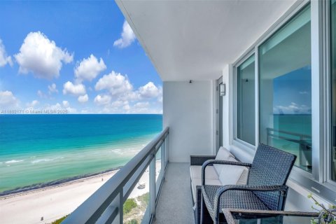 Condominio en venta en Miami Beach, Florida, 1 dormitorio, 84.73 m2 № 1728550 - foto 4