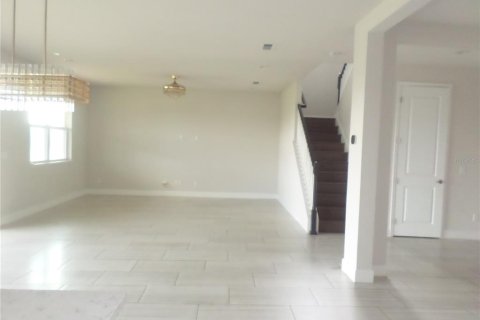 Villa ou maison à vendre à Apopka, Floride: 5 chambres, 323.02 m2 № 1916984 - photo 8