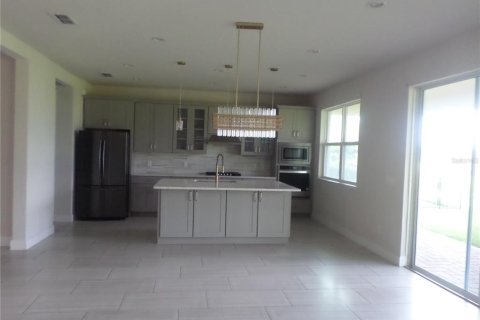 Villa ou maison à vendre à Apopka, Floride: 5 chambres, 323.02 m2 № 1916984 - photo 5