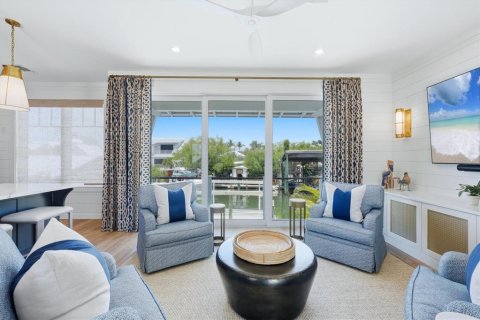 Villa ou maison à vendre à Boca Grande, Floride: 2 chambres, 97.55 m2 № 2398495 - photo 7