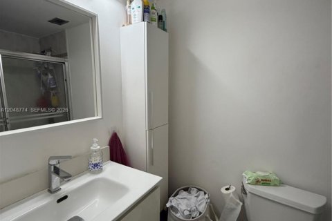 Copropriété à louer à Miami Beach, Floride: 2 chambres, 94.76 m2 № 2174117 - photo 24