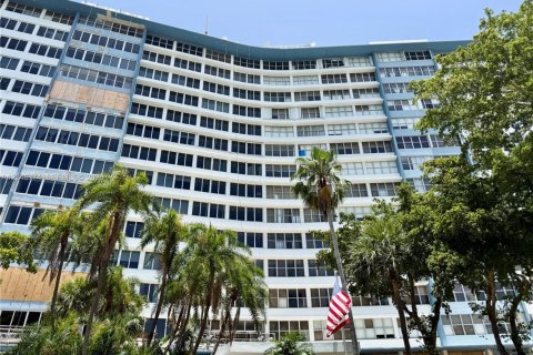 Copropriété à louer à Miami Beach, Floride: 2 chambres, 94.76 m2 № 2174117 - photo 21