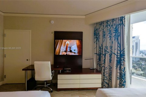 Купить кондоминиум в Санни-Айлс-Бич, Флорида 2 спальни, 94.85м2, № 1965960 - фото 25