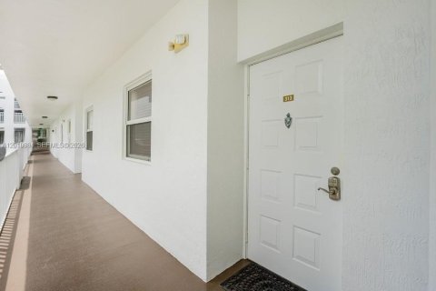 Купить кондоминиум в Дорал, Флорида 3 спальни, 157.93м2, № 2091166 - фото 6