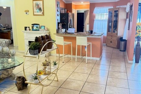 House in Deltona, Florida 5 bedrooms, 188.96 sq.m. № 1565597 - photo 5