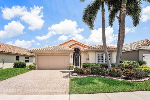 House in Boynton Beach, Florida 3 bedrooms, 169.92 sq.m. № 2086745