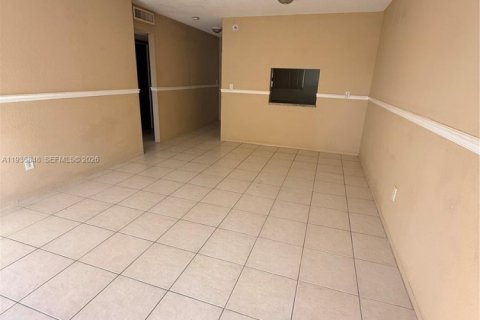 Copropriété à vendre à Miami, Floride: 1 chambre, 70.14 m2 № 1995488 - photo 7