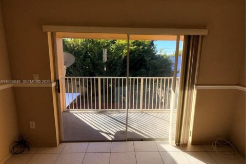 Copropriété à vendre à Miami, Floride: 1 chambre, 70.14 m2 № 1995488 - photo 5