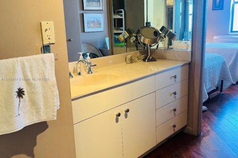 Copropriété à louer à Miami, Floride: 2 chambres, 172.89 m2 № 1924276 - photo 22