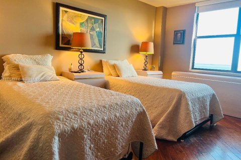 Condominio en alquiler en Miami, Florida, 2 dormitorios, 172.89 m2 № 1924276 - foto 20