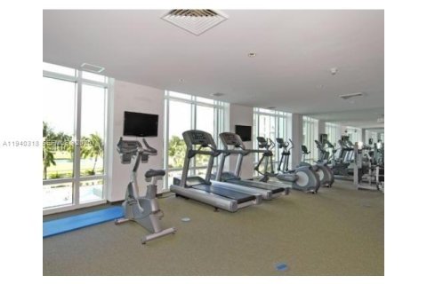 Copropriété à louer à Hallandale Beach, Floride: 2 chambres, 97.73 m2 № 1999099 - photo 27