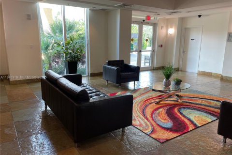 Copropriété à louer à Hallandale Beach, Floride: 2 chambres, 97.73 m2 № 1999099 - photo 28