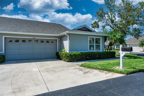 House in Palmetto, Florida 3 bedrooms, 138.24 sq.m. № 1777528 - photo 2