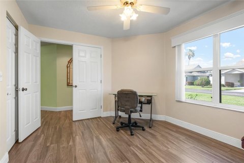 House in Palmetto, Florida 3 bedrooms, 138.24 sq.m. № 1777528 - photo 29