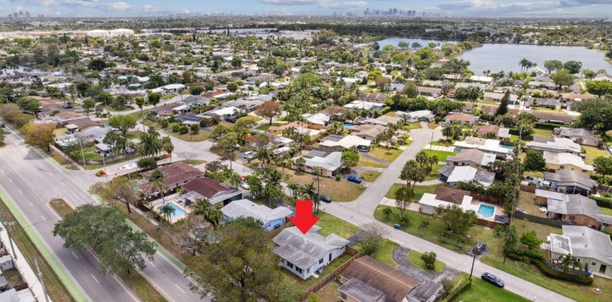 Casa en Oakland Park, Florida 2 dormitorios, 122.17 m2 № 1116663