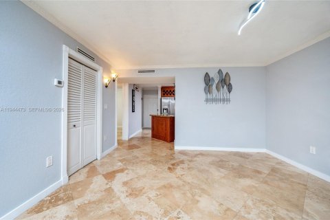 Copropriété à vendre à Hialeah, Floride: 2 chambres, 93.27 m2 № 2001147 - photo 7
