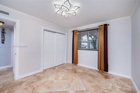 Copropriété à vendre à Hialeah, Floride: 2 chambres, 93.27 m2 № 2001147 - photo 17