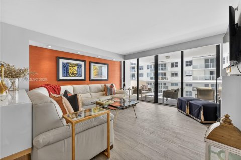 Купить кондоминиум в Майами-Бич, Флорида 2 спальни, 140.28м2, № 2066190 - фото 21