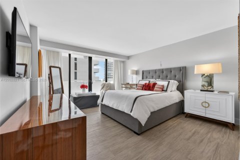 Купить кондоминиум в Майами-Бич, Флорида 2 спальни, 140.28м2, № 2066190 - фото 25