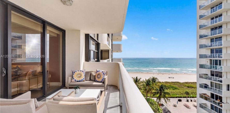 Кондоминиум с 2 спальнями в Майами-Бич, Флорида № 2066190