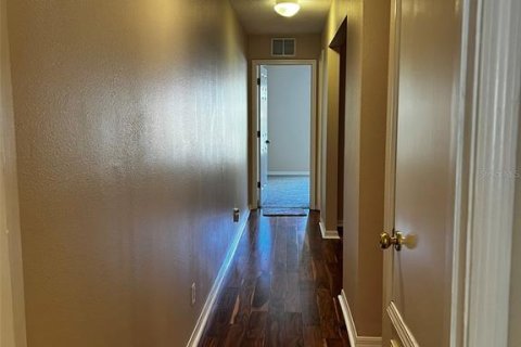 Townhouse in Valrico, Florida 2 bedrooms, 144.93 sq.m. № 1855974 - photo 9