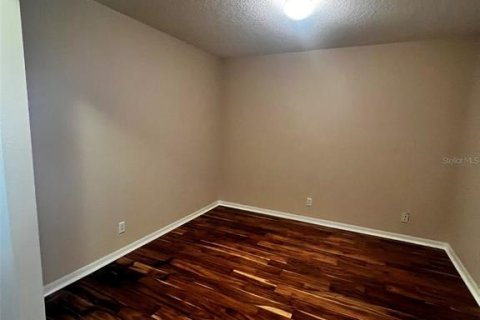 Townhouse in Valrico, Florida 2 bedrooms, 144.93 sq.m. № 1855974 - photo 10