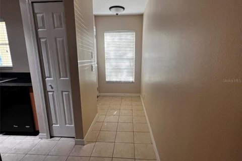 Townhouse in Valrico, Florida 2 bedrooms, 144.93 sq.m. № 1855974 - photo 25