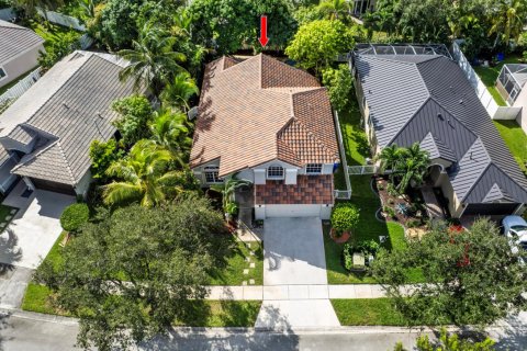 Casa en venta en Pembroke Pines, Florida, 4 dormitorios, 217.3 m2 № 2420692 - foto 3