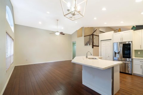 Casa en venta en Pembroke Pines, Florida, 4 dormitorios, 217.3 m2 № 2420692 - foto 16