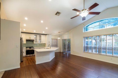 Casa en venta en Pembroke Pines, Florida, 4 dormitorios, 217.3 m2 № 2420692 - foto 15