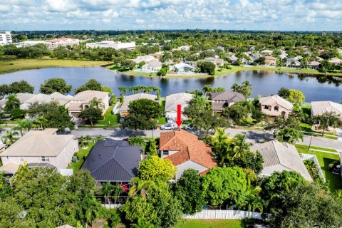Casa en venta en Pembroke Pines, Florida, 4 dormitorios, 217.3 m2 № 2420692 - foto 6