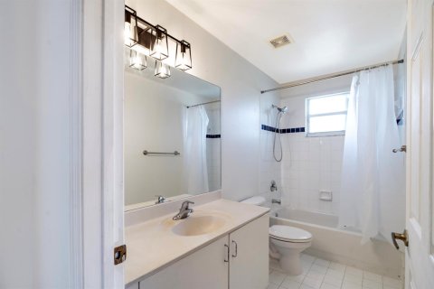 Casa en venta en Pembroke Pines, Florida, 4 dormitorios, 217.3 m2 № 2420692 - foto 22