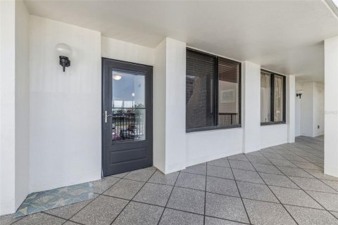 Condominio en alquiler en Saint Pete Beach, Florida, 2 dormitorios, 117.99 m2 № 2222473 - foto 28