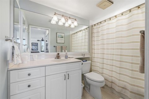Condominio en alquiler en Saint Pete Beach, Florida, 2 dormitorios, 117.99 m2 № 2222473 - foto 26