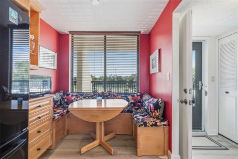 Condominio en alquiler en Saint Pete Beach, Florida, 2 dormitorios, 117.99 m2 № 2222473 - foto 8