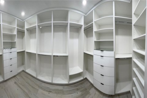 Villa ou maison à vendre à Homestead, Floride: 4 chambres, 198.07 m2 № 2031010 - photo 23