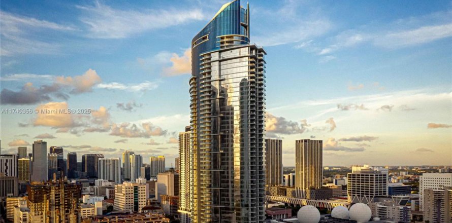 Condominio en Miami, Florida, 3 dormitorios № 1488719