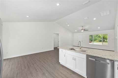 House in Dunnellon, Florida 3 bedrooms, 134.62 sq.m. № 2391583 - photo 20