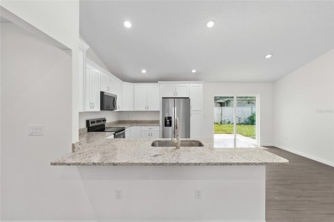 House in Dunnellon, Florida 3 bedrooms, 134.62 sq.m. № 2391583 - photo 19