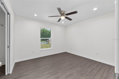House in Dunnellon, Florida 3 bedrooms, 134.62 sq.m. № 2391583 - photo 29