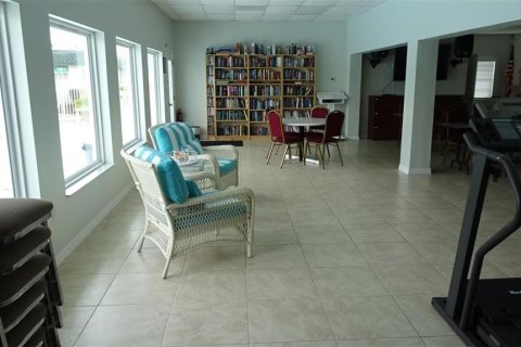 House in Saint Petersburg, Florida 1 bedroom, 58.53 sq.m. № 2391404 - photo 27