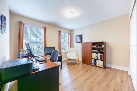Villa ou maison à vendre à Kissimmee, Floride: 4 chambres, 241.45 m2 № 2398788 - photo 29